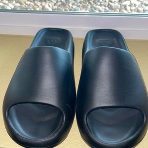 Yeezy slides